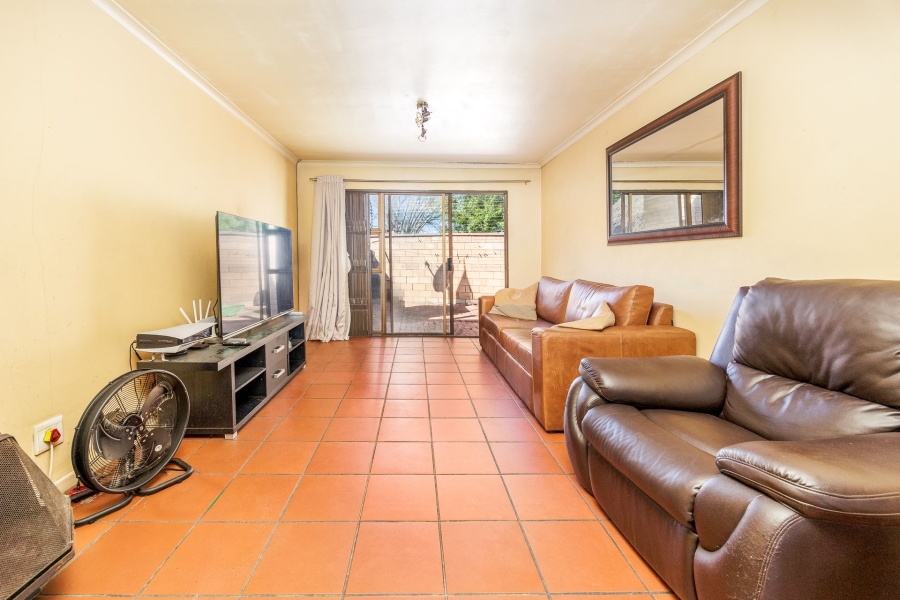 2 Bedroom Property for Sale in Kleinbron Estate Western Cape